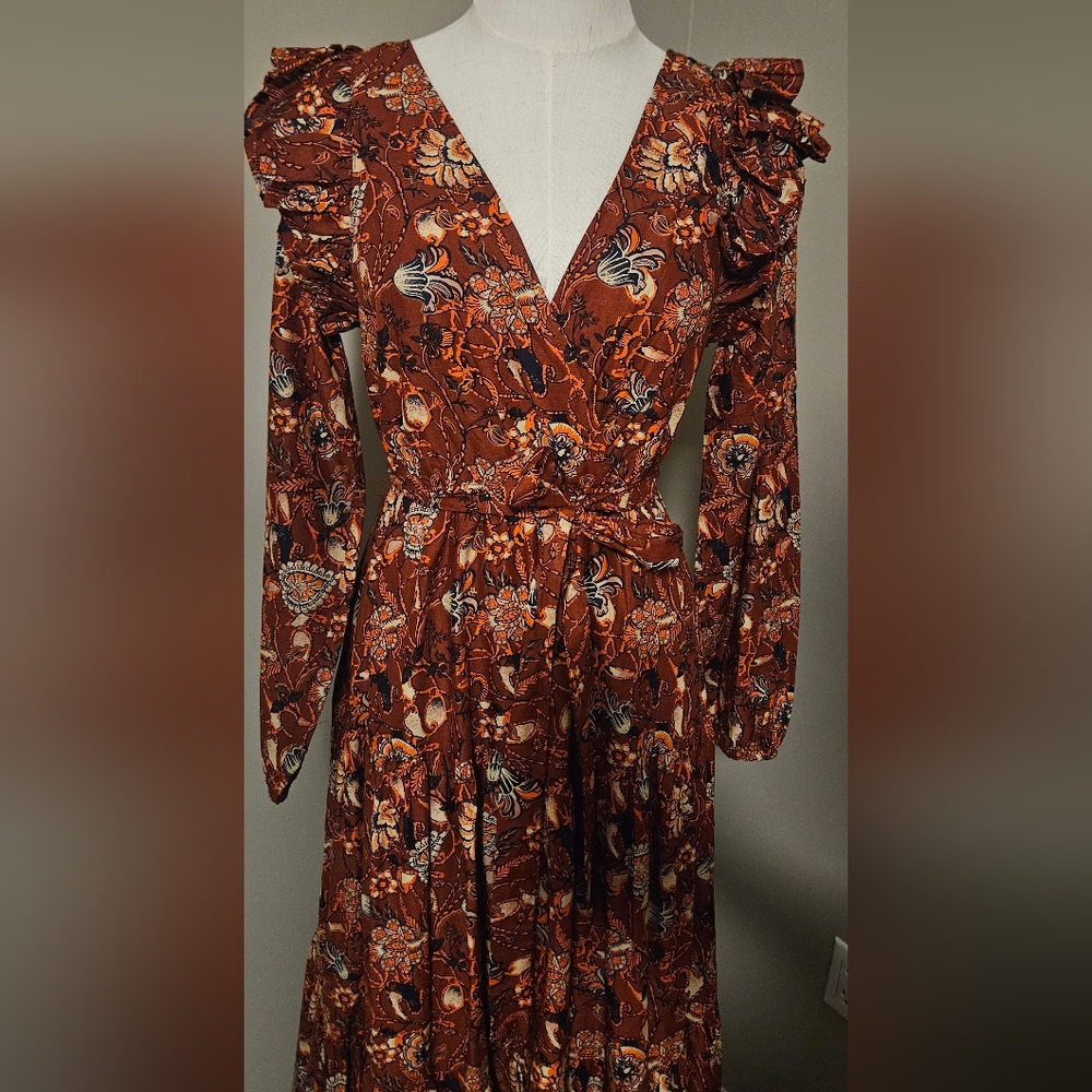 NWT A Loves A Floral Long Sleeve V-neck Tiered Maxi Dress:Brown Floral: Size- XS